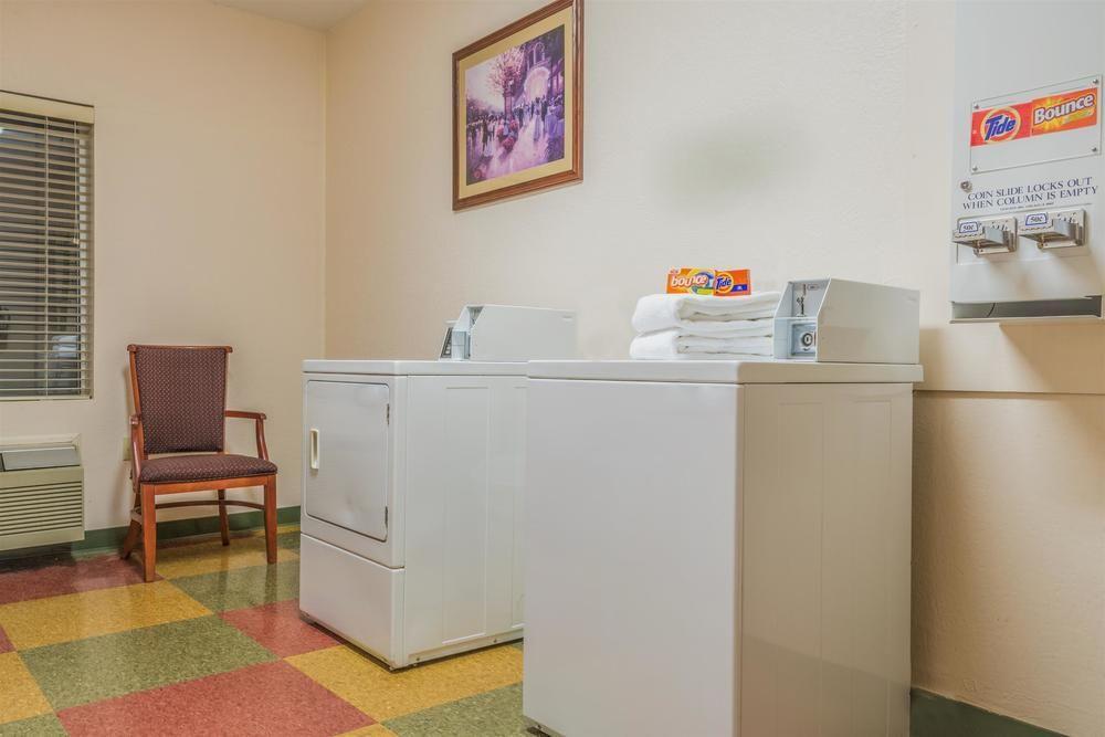 Comfort Inn & Suites Fairborn Near Wright Patterson Afb Экстерьер фото