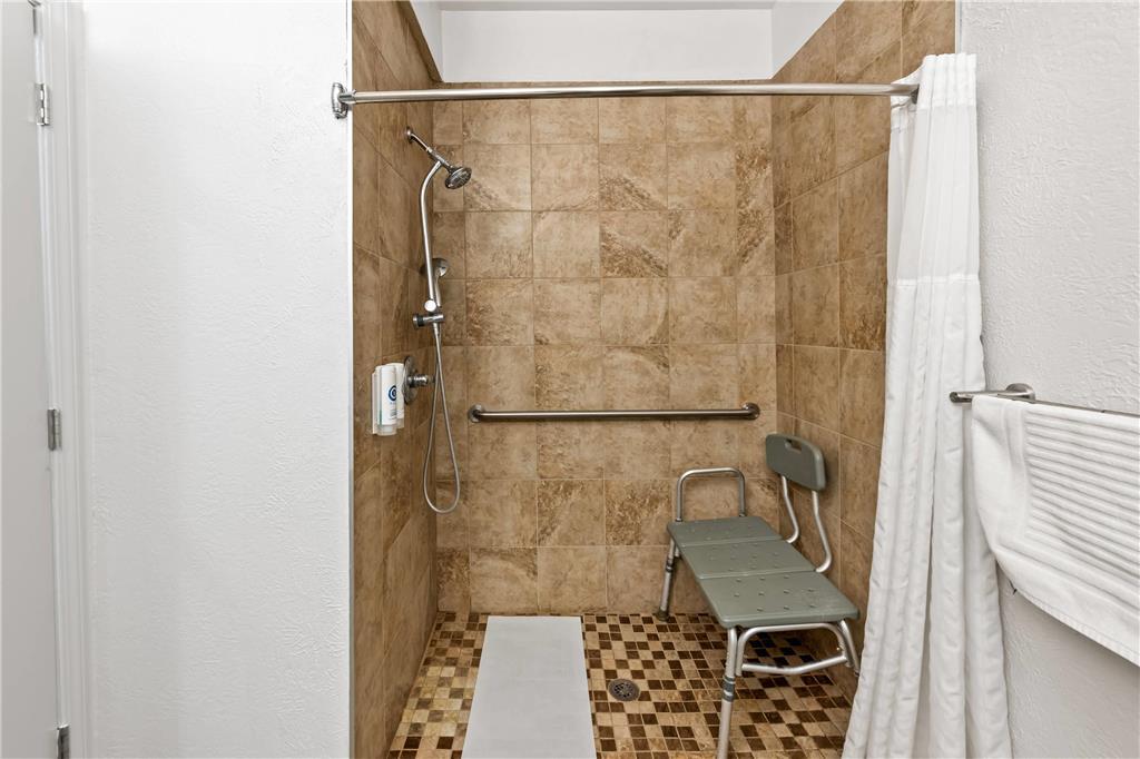 Comfort Inn & Suites Fairborn Near Wright Patterson Afb Номер фото